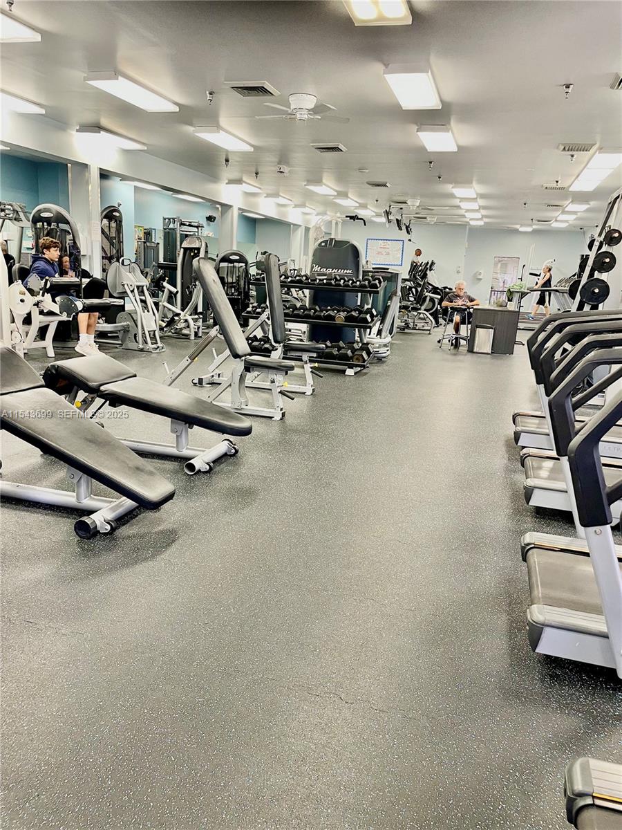 NASSAU VILLAGE WYNMOOR CO - Residential