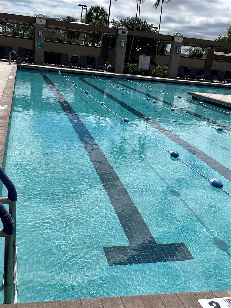 NASSAU VILLAGE WYNMOOR CO - Residential