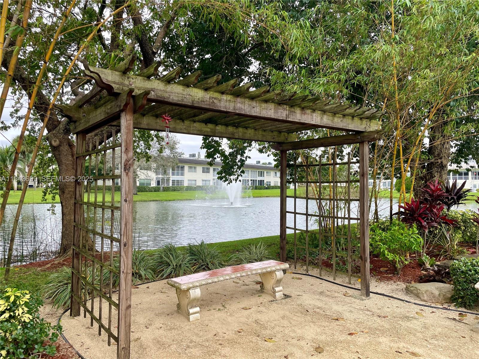 NASSAU VILLAGE WYNMOOR CO - Residential