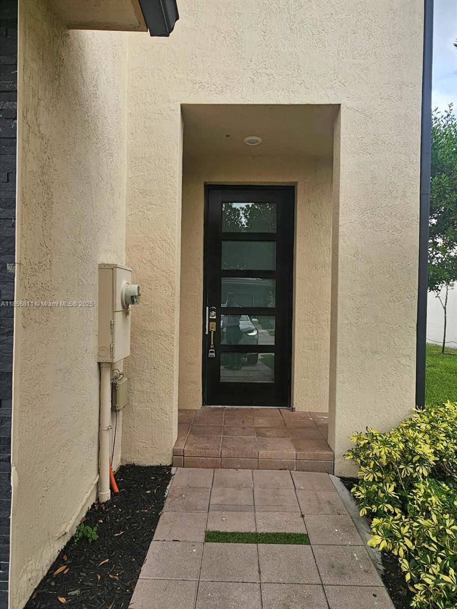 15839 NW 91 court