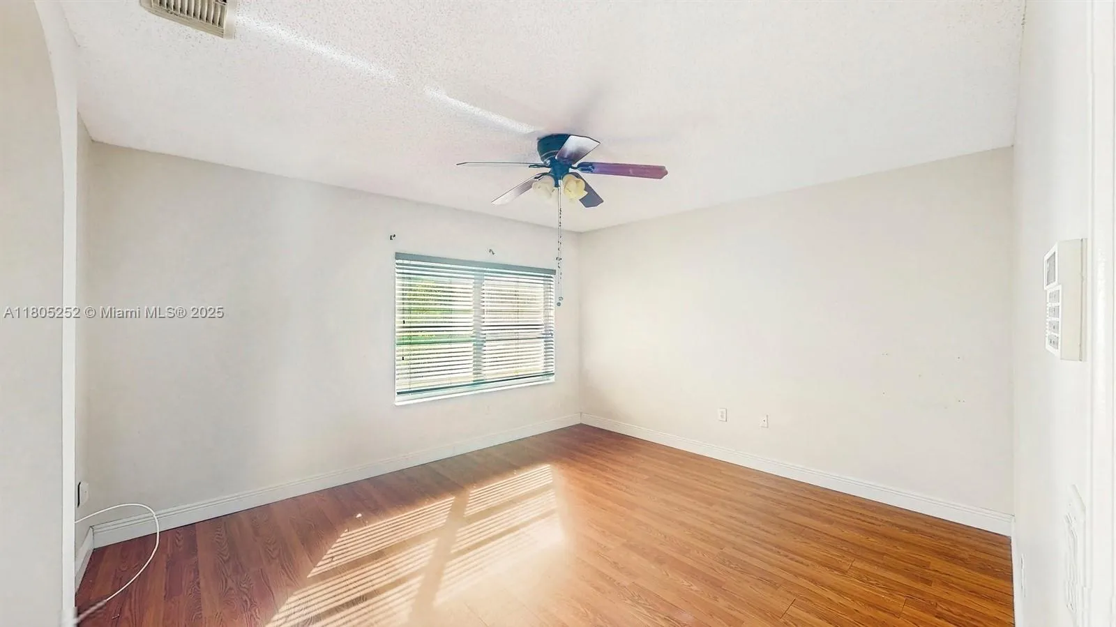 Miramar, Florida 33027, United States, 4 Bedrooms Bedrooms, ,3 BathroomsBathrooms,Residential,Active,138125