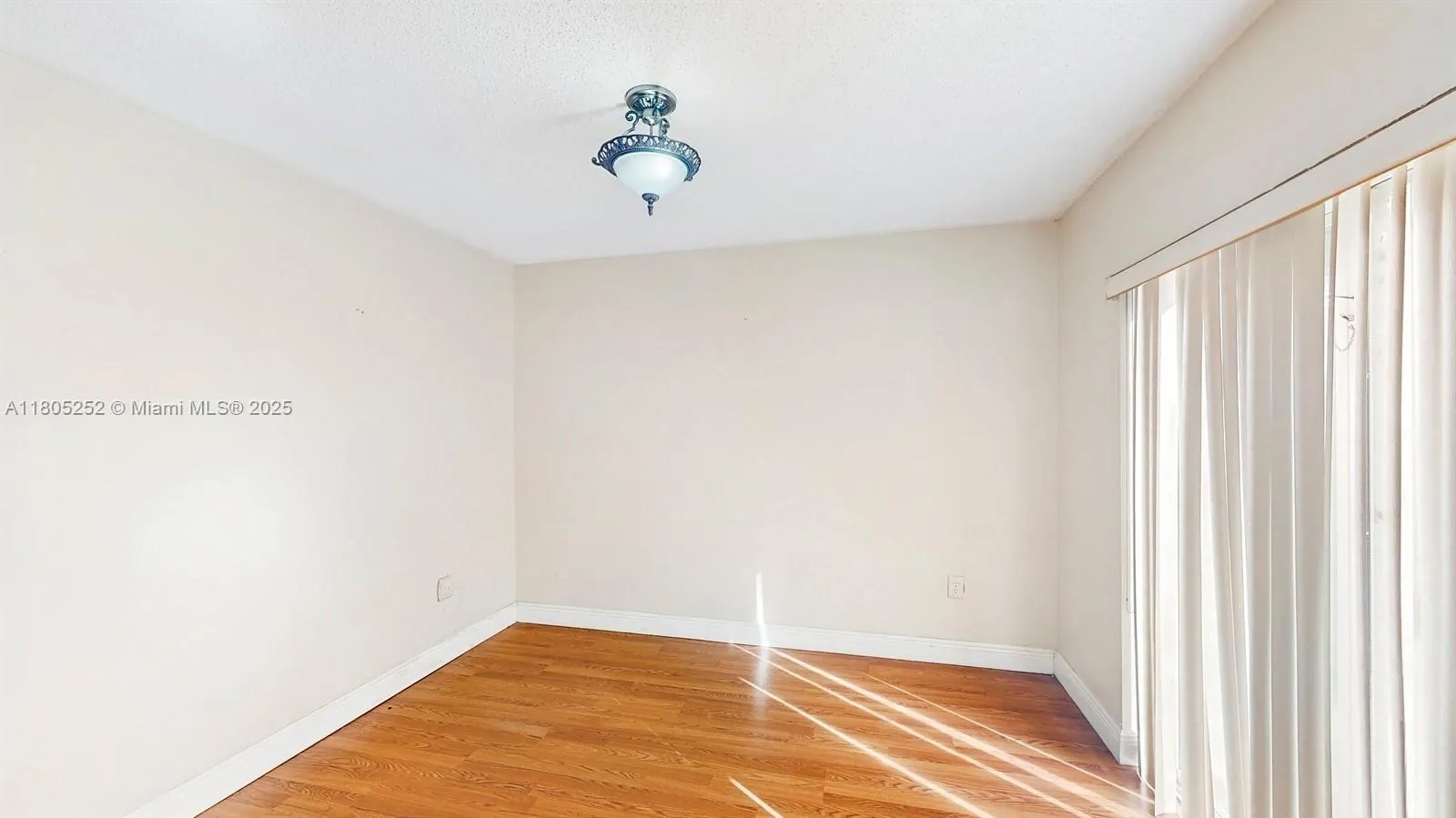 Miramar, Florida 33027, United States, 4 Bedrooms Bedrooms, ,3 BathroomsBathrooms,Residential,Active,138125