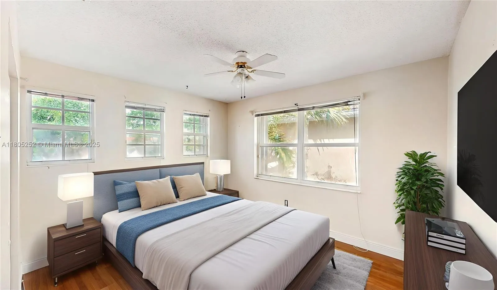 Miramar, Florida 33027, United States, 4 Bedrooms Bedrooms, ,3 BathroomsBathrooms,Residential,Active,138125