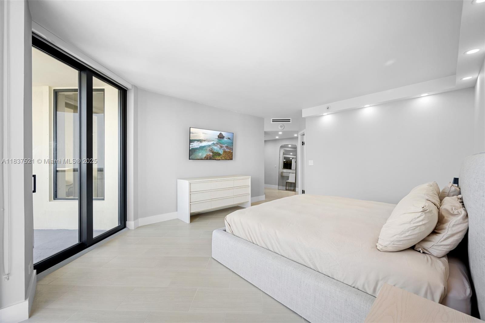 TERRACES NORTH TURNBERRY - Residential