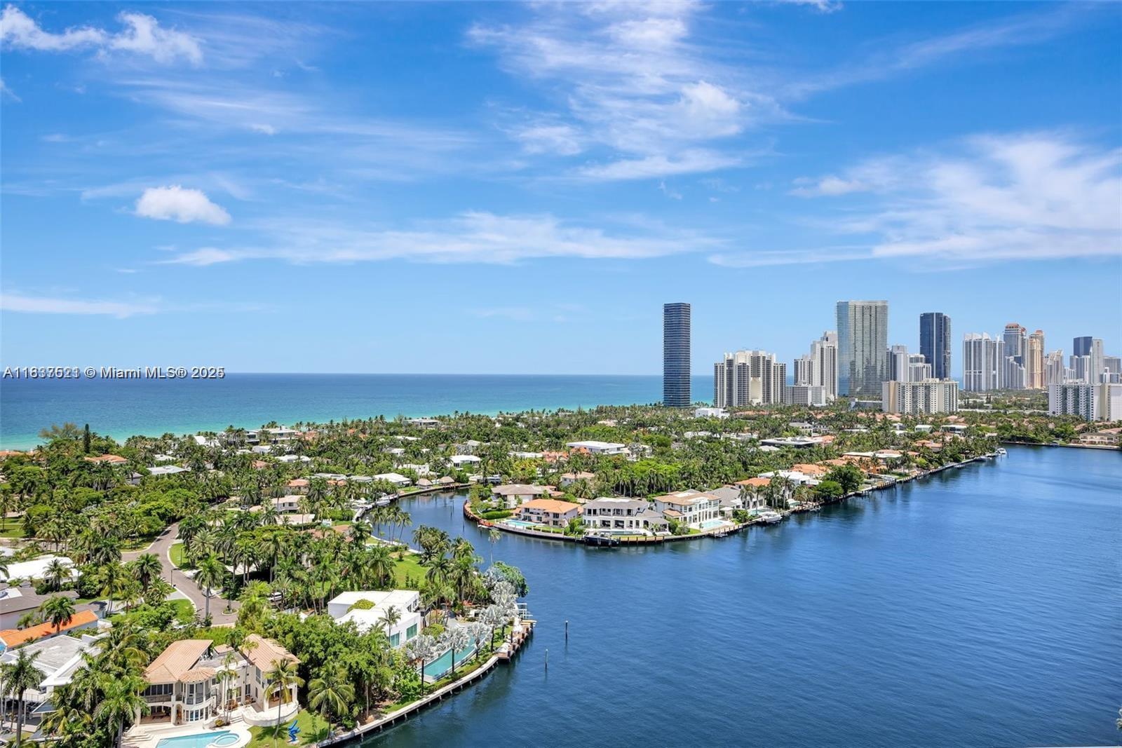 TERRACES NORTH TURNBERRY - Residential