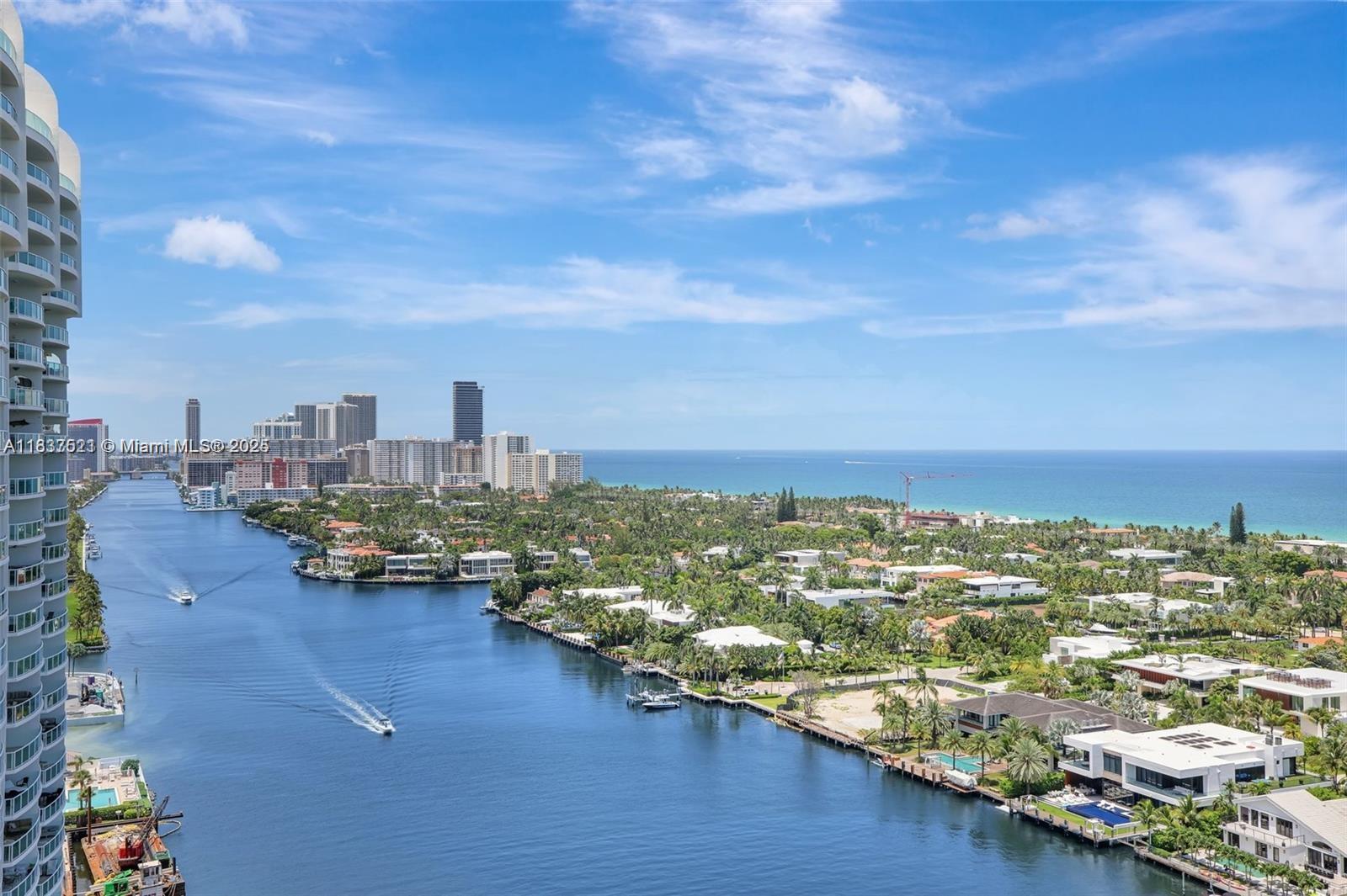 TERRACES NORTH TURNBERRY - Residential