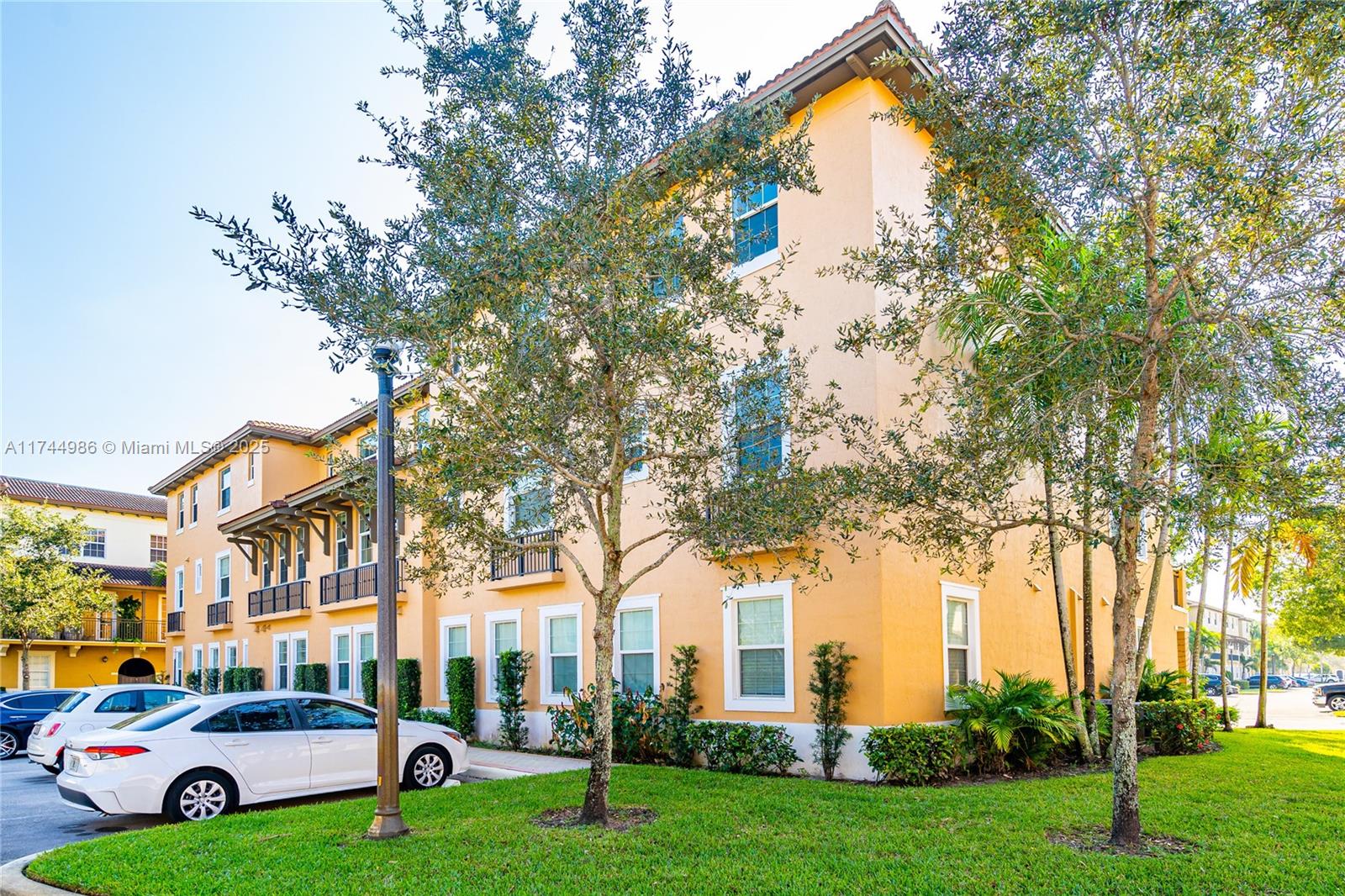 COBBLESTONE II - Residential