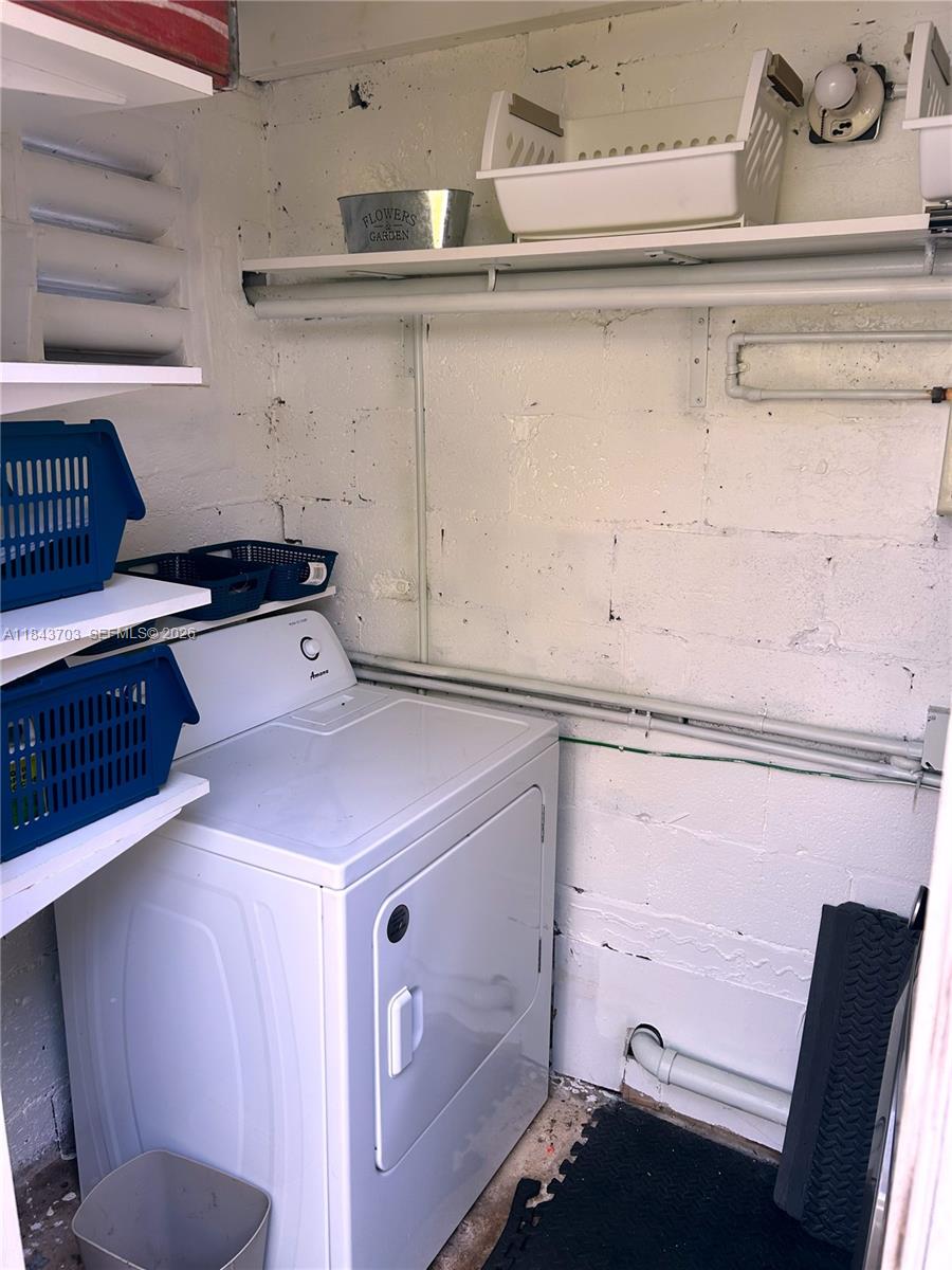 IRONS MANOR 2ND ADDN - Residential