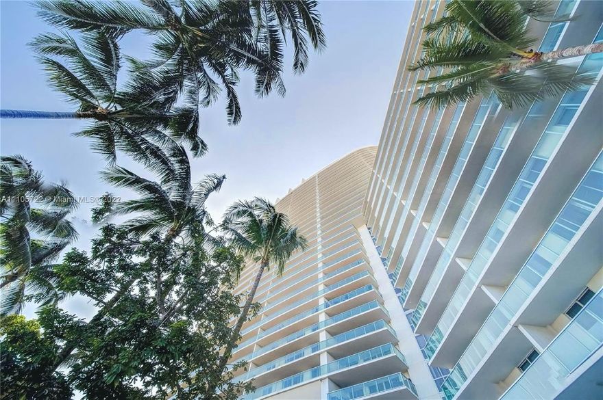 Rarely available - Bayfront residence offering amenities of a world class 5-Star resort and effortless condo living in the heart of Miami Beach. Beautifully renovated and boasting over 1000 sqft of living space and unobstructed direct water views. Built out as a 2 bedroom residence. Flamingo Point South Beach offers the best in 1st class living. Close distance to Lincoln Road & minutes from the beach. Amenities include an infinity pool, spa, world-class fitness center with yoga, spinning boot camp classes, basketball, day spa/salon, restaurant with full bar providing pool lounge service, on-site dry cleaners, and much more. Same Day Application Approval. Available 04/01/2022