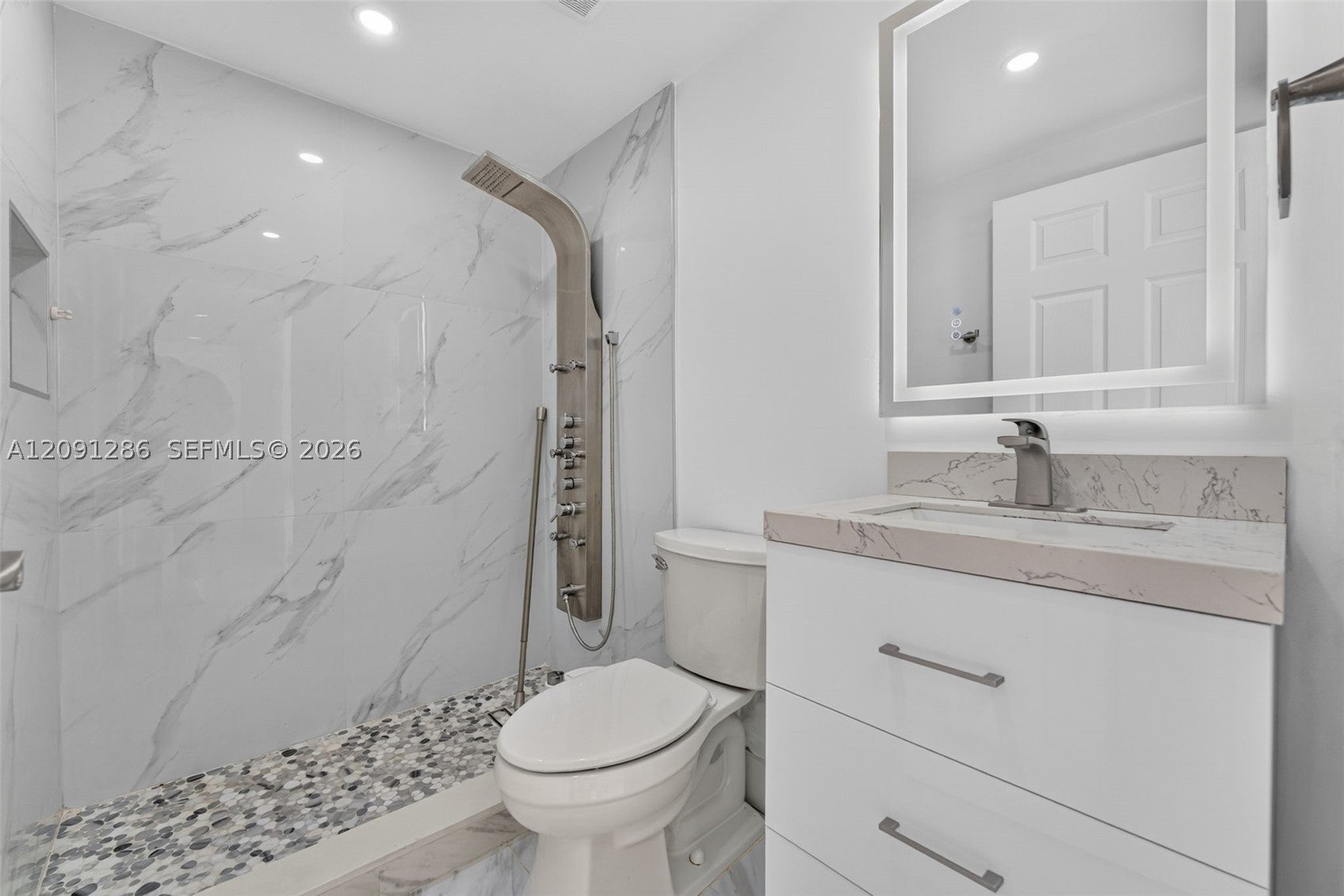 7221 NW 174th Ter 102