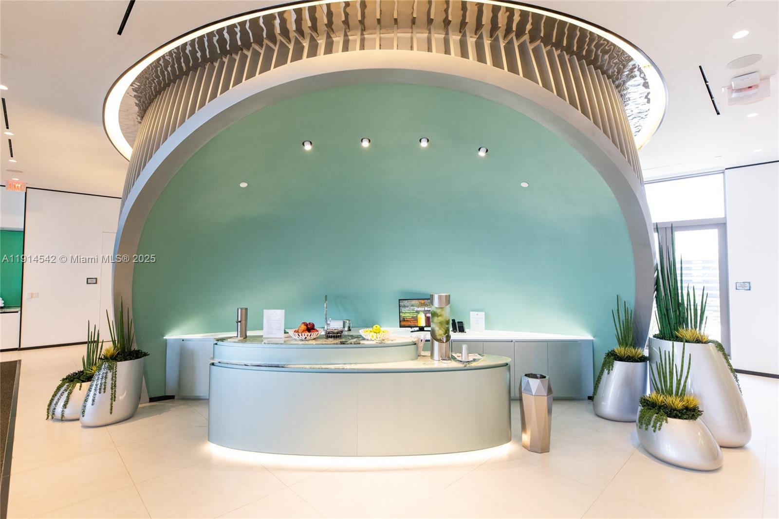 NORTH BISCAYNE BEACH AMEN - Residential