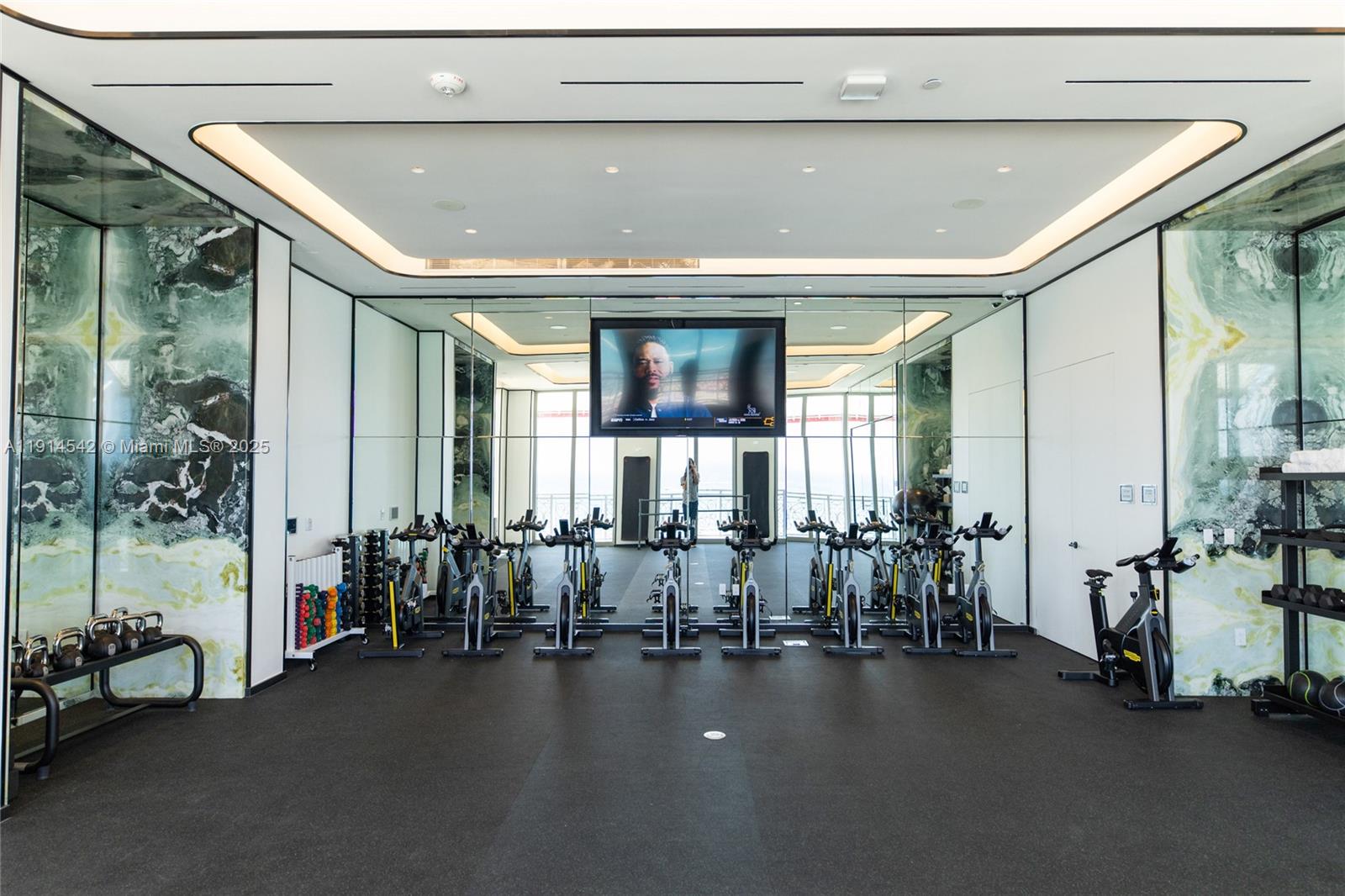 NORTH BISCAYNE BEACH AMEN - Residential