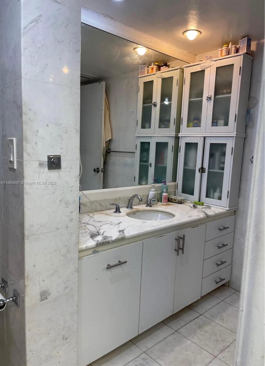 1501 NE Miami Gardens Dr 356