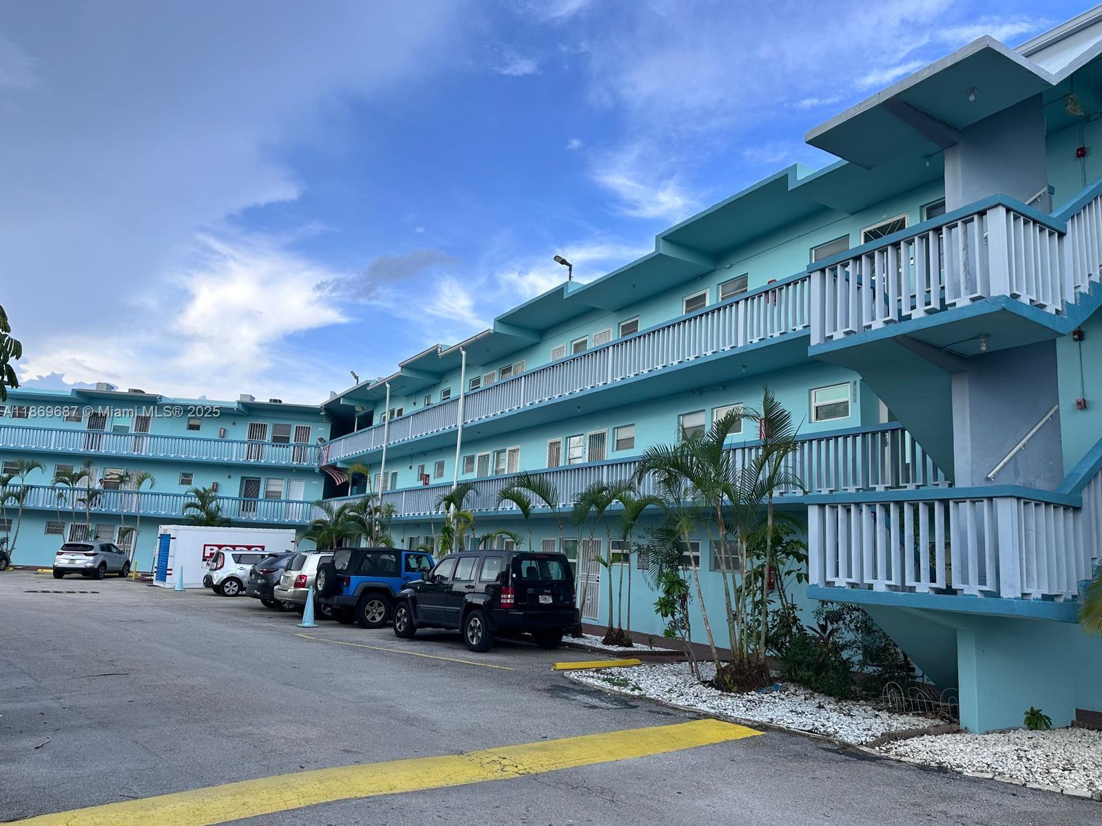 THIRD MOORINGS CONDO - Residential