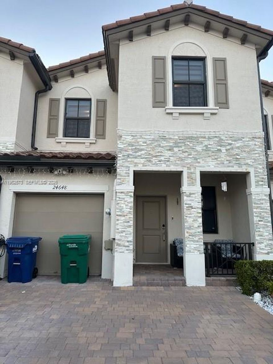 Beautiful 4 bed, 2.5 bath corner unit townhouse in Corsica by Lennar. Built in 2022, it features a bright open layout, modern kitchen with stainless steel appliances, quartz countertops, bar-style counter, and 1-car garage plus 3 driveway spaces. Bedrooms, upstairs, hallway feature tile flooring. The spacious primary suite includes a walk-in closet and double sinks. Backyard was created into a nice place to sit and have entertainment.  Includes high-capacity, brand-new washer and dryer. Enjoy pool, gym, and clubhouse.