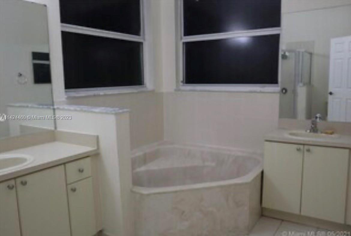 KEYS LANDING - Residential Lease