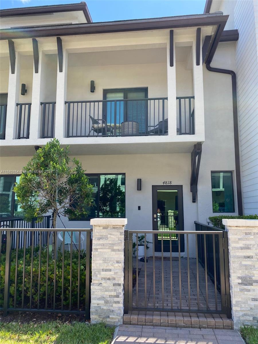 Urbana - Residential Lease