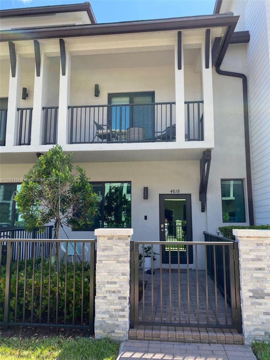 2 Story Townhome Residence in the Heart of Downtown Doral, Urbana Model CA, featuring 3Bedrooms,2Baths, Powder Room,Open Floorplan, Balcony and 2 Car Garage. Smart Home Technology with activation and support by Amazon and voice control by Alexa. Beautful Clubhouse with Resort-style Pool, Fitness Center, Children's Water Park, Indoor Running Track, Indoor Basketball Court, Meeting Rooms, Ballroom.Walk to Trendy Restaurants, Chic Boutiques, Entertainment Venues. Beautiful designed Paseos and Park Areas. A+ Schools.