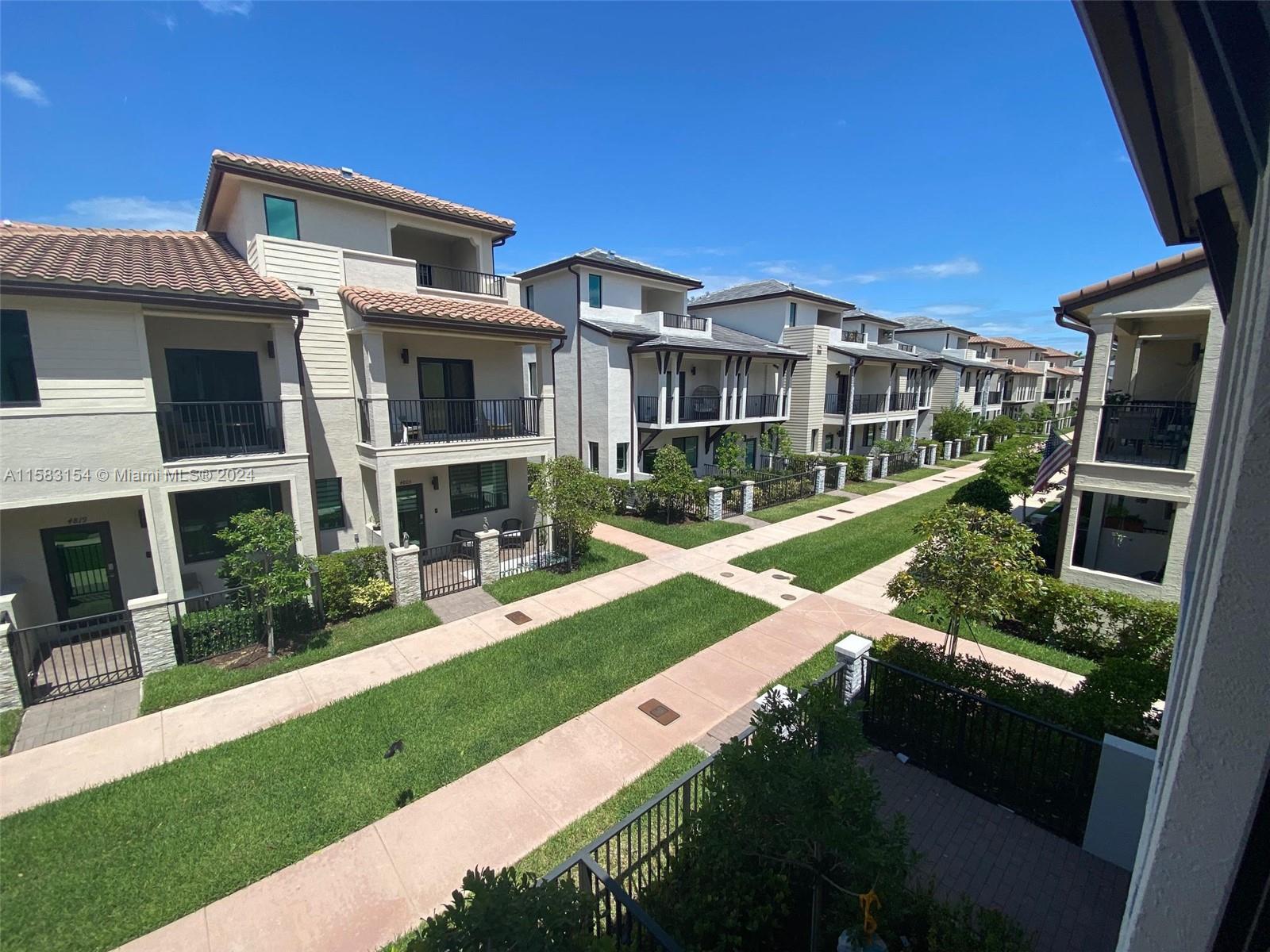 Urbana - Residential Lease