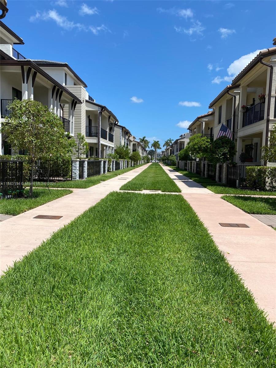 Urbana - Residential Lease