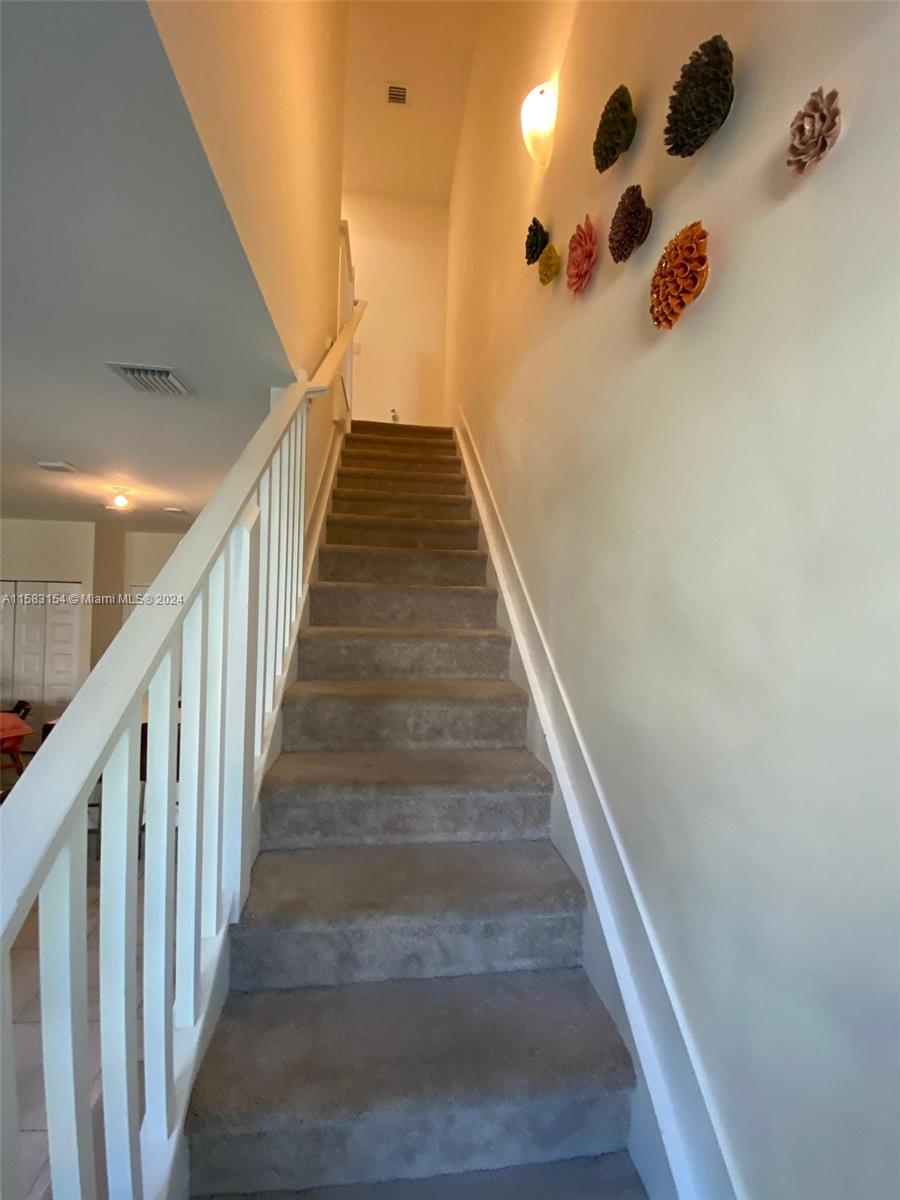 Urbana - Residential Lease