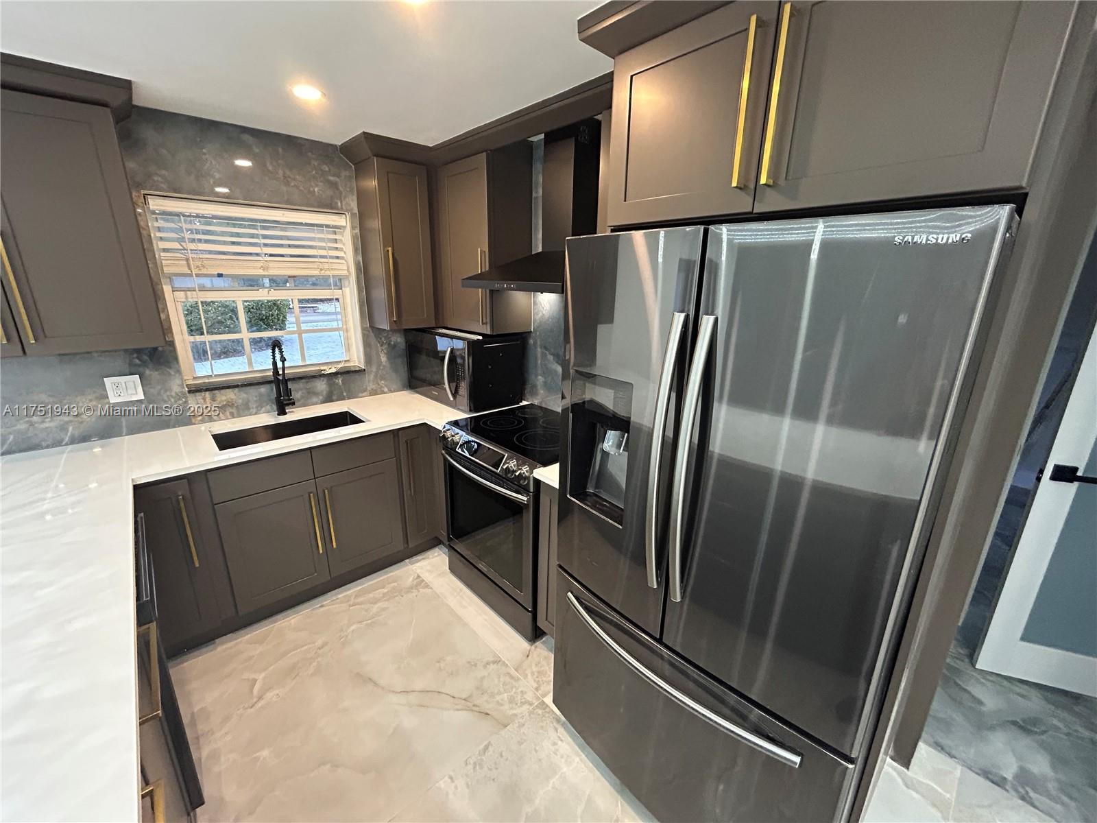 TERRA MAR ISLAND ESTATES - Residential