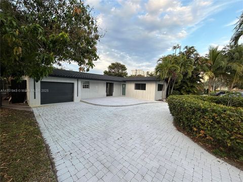 A home in Lauderdale By The Sea