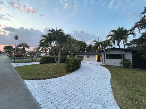 A home in Lauderdale By The Sea