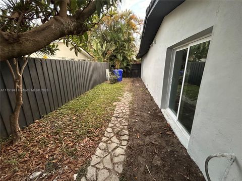 A home in Lauderdale By The Sea