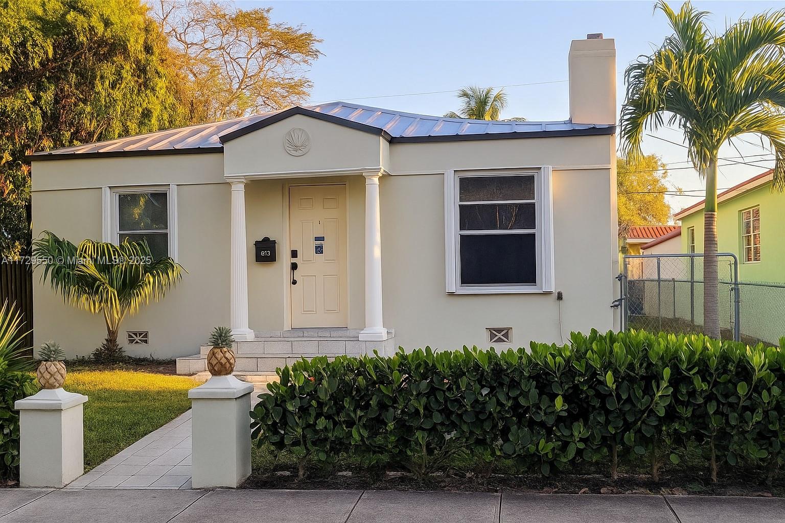 NEW METAL ROOF (2025) AND ELECTRIC (2022)
Charming 3-BEDROOM, 2-BATHROOM, home in HOLLYWOOD LAKES. Updates include NEW ROOF, FRESHLY PAINTED EXTERIOR, NEW ELECTRICAL SYSTEM, and NEW LG SMART STAINLESS STEEL APPLIANCES.
Don't miss this MOVE-IN-READY opportunity in a PRIME LOCATION!
Ideally located HALF A BLOCK FROM JEFFERSON PARK and along the CIRCUIT SHUTTLE ROUTE, offering CAR-FREE ACCESS TO PUBLIX, THE BEACH, DOWNTOWN DINING, AND SCHOOLS. Convenient access to HIGHWAYS, BRIGHTLINE TRAINS, AND FORT LAUDERDALE & MIAMI AIRPORTS.
The COVERED DECK AND FENCED BACKYARD create the perfect outdoor space for GRILLING OR HOSTING MOVIE NIGHTS. The SEMI-ENCLOSED CARPORT AND SHED provide SECURE PARKING AND STORAGE.
SCHEDULE YOUR PRIVATE TOUR TODAY!