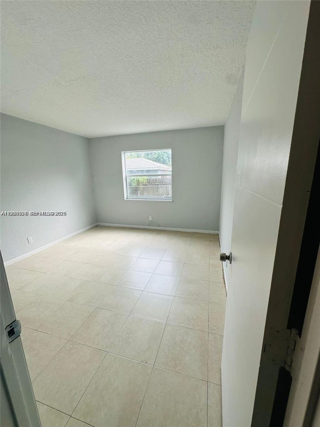 Photo of 5 NE 16th Ct, Fort Lauderdale, FL 33305 (MLS # A11968537)