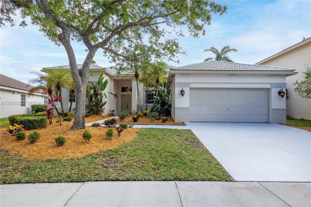 Photo of 849 Crestview Circle, Weston, FL 33327 (MLS # A12005552)