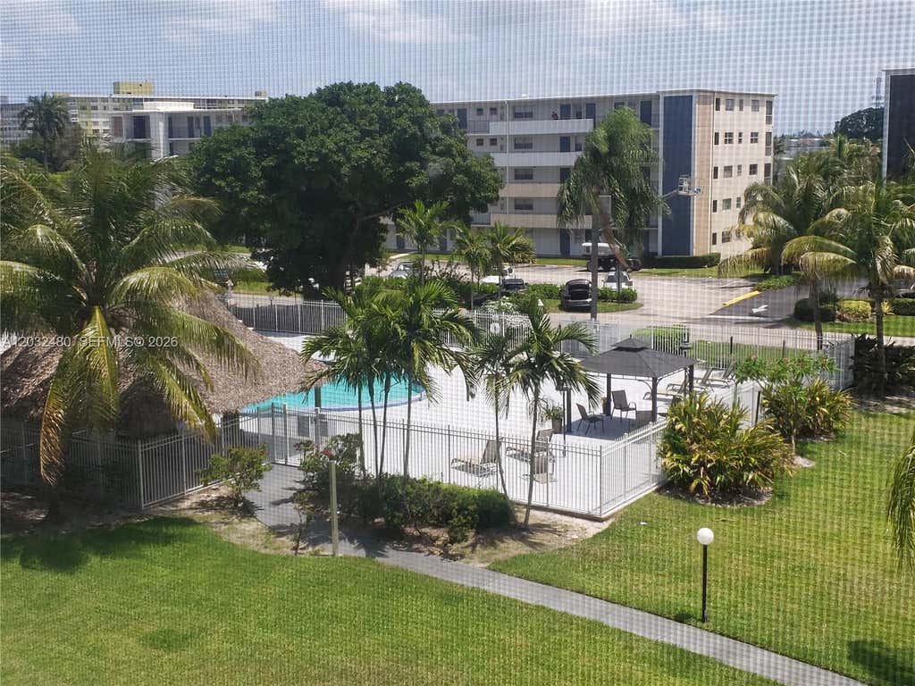 Photo of 4700 Washington St #404, Hollywood, FL 33021 (MLS # A12032480)