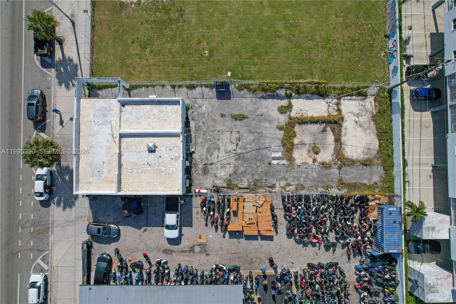 727 W Flagler St, Miami, FL, 33130/$2,500 4 727 W Flagler St