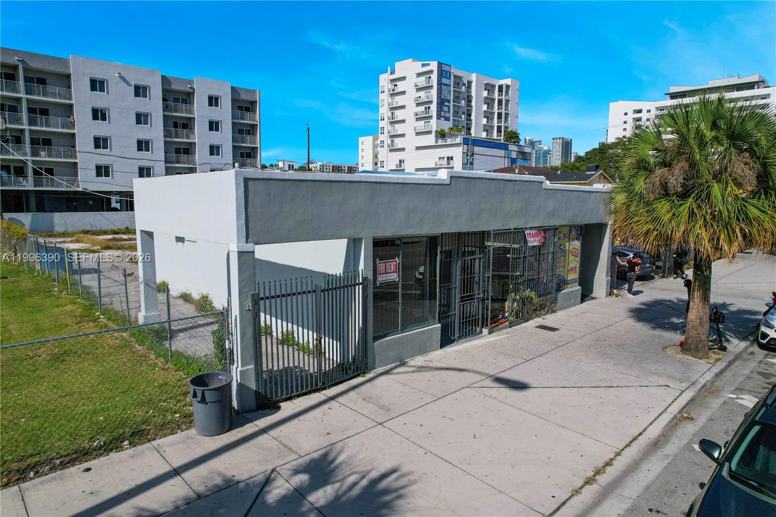 727 W Flagler St, Miami, FL, 33130/$2,500 3 727 W Flagler St