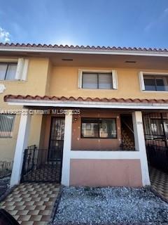 RESIDENCIAL EL PRADO COND - Residential Lease