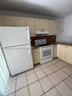 RESIDENCIAL EL PRADO COND - Residential Lease