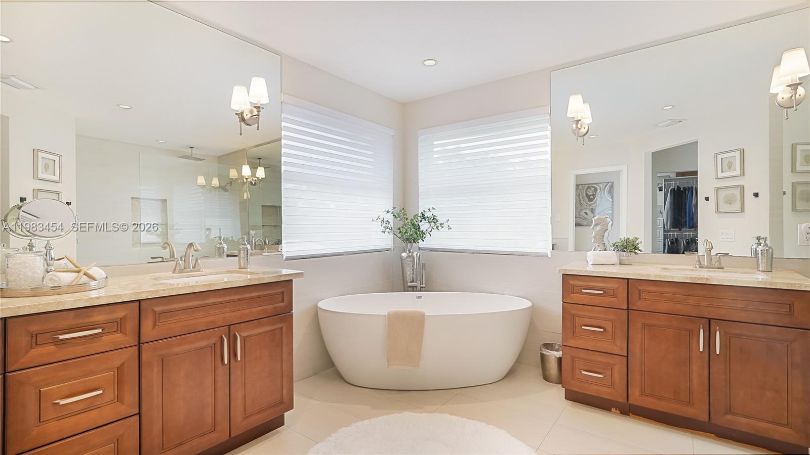 SECTOR 7-PARCEL W - Residential