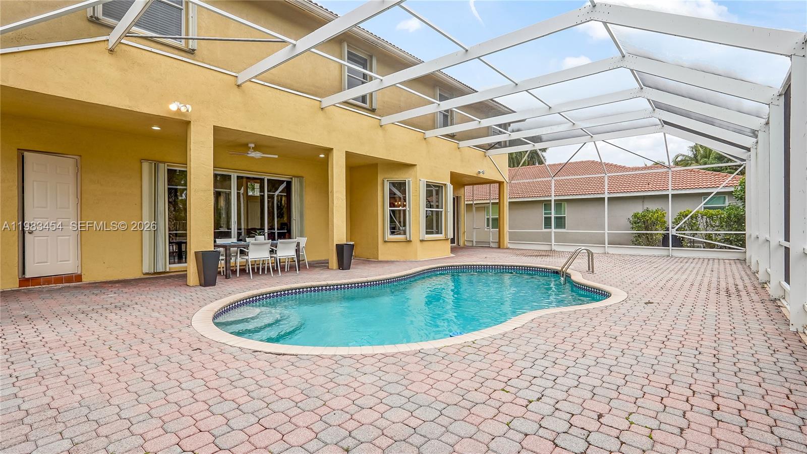 SECTOR 7-PARCEL W - Residential