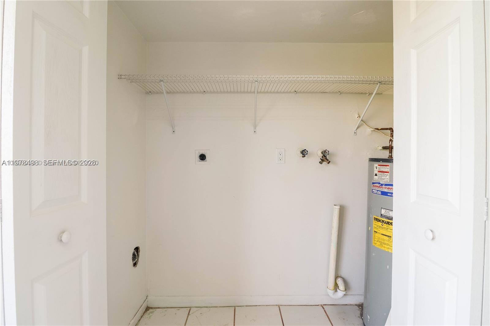 CARMEL TOWNHOMES CONDO - Residential