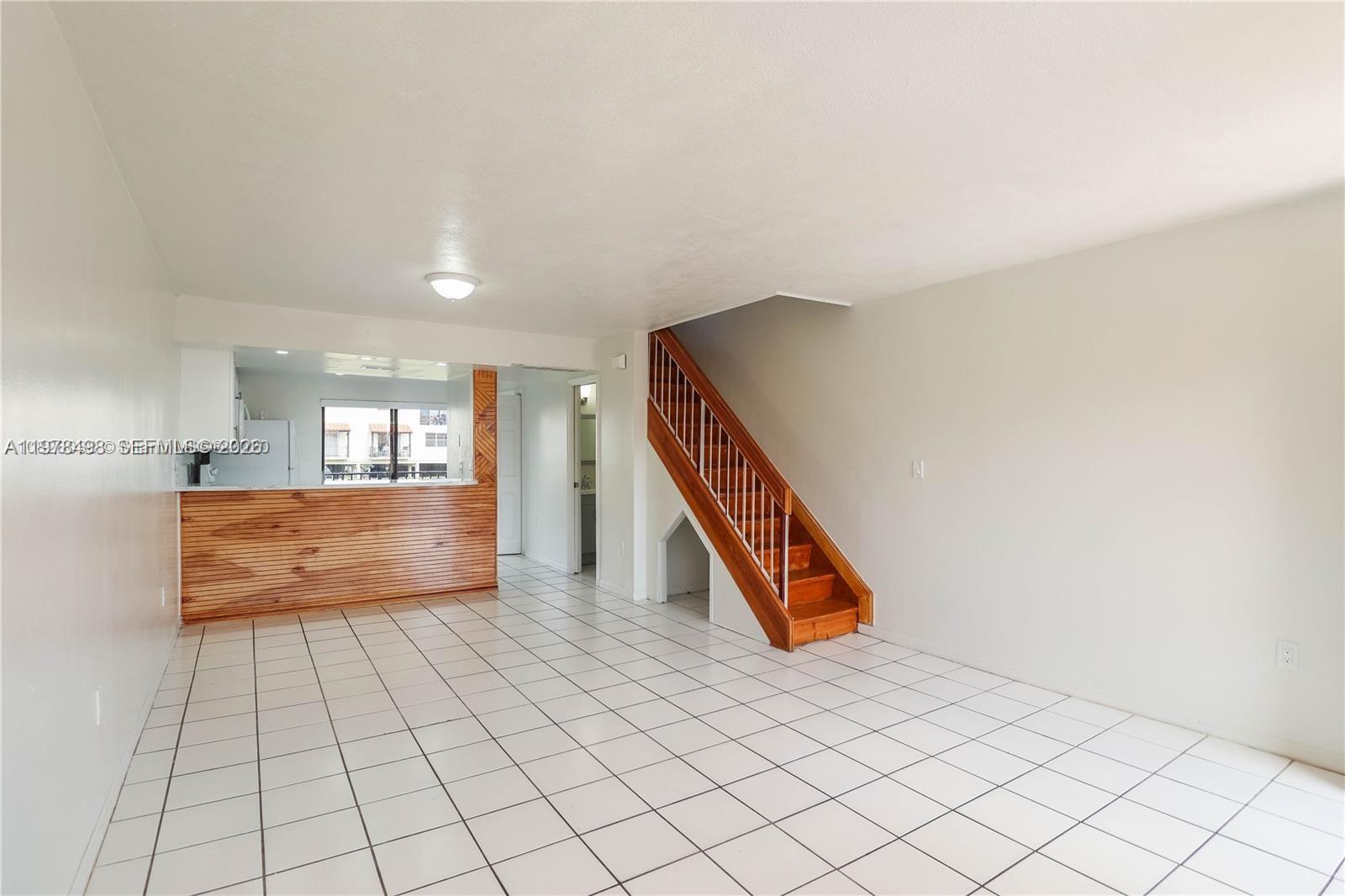 CARMEL TOWNHOMES CONDO - Residential