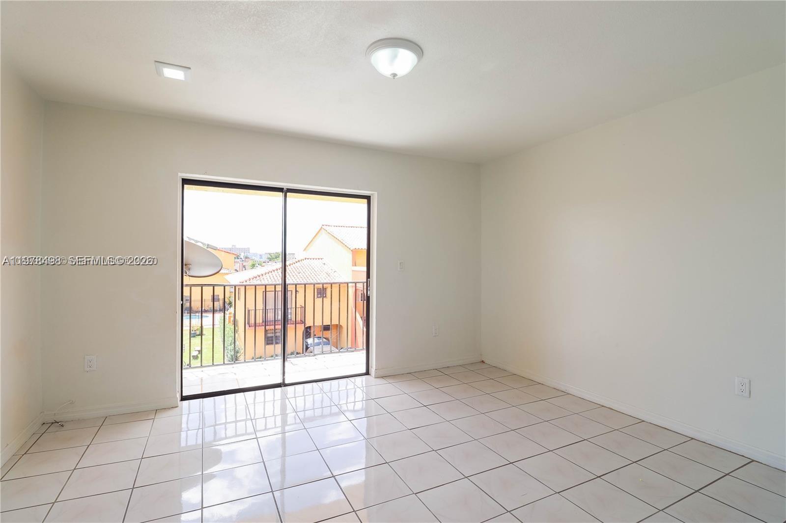 CARMEL TOWNHOMES CONDO - Residential