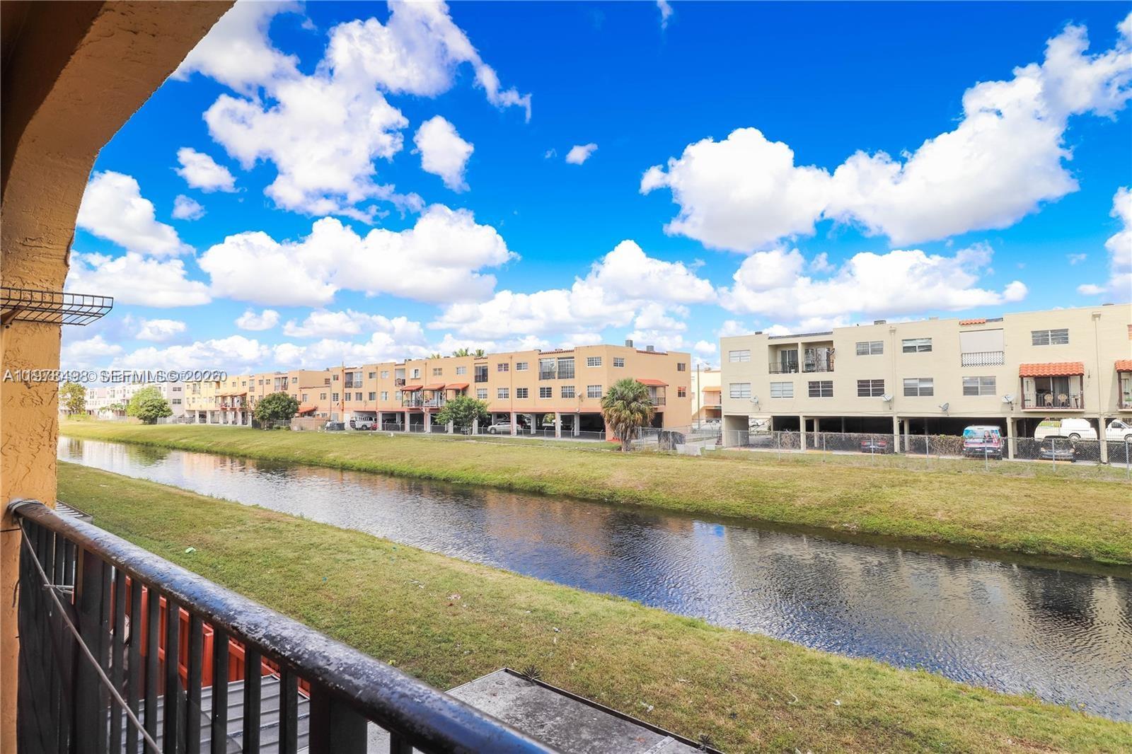 CARMEL TOWNHOMES CONDO - Residential