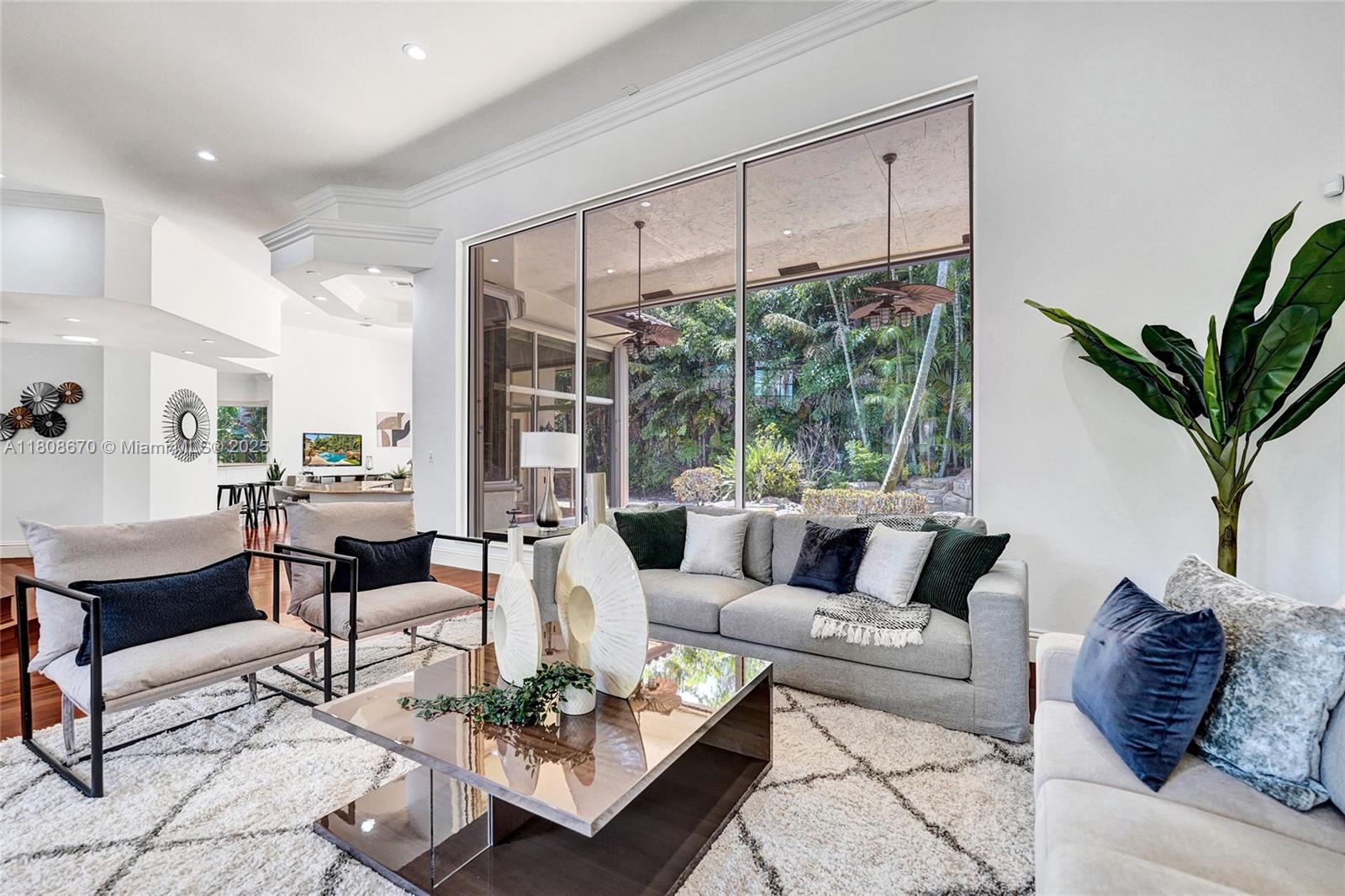 169 Dockside Cir