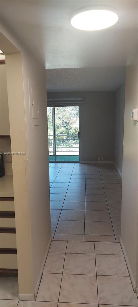 4334 NW 9th Ave 9-2G Deerfield Beach FL 33064