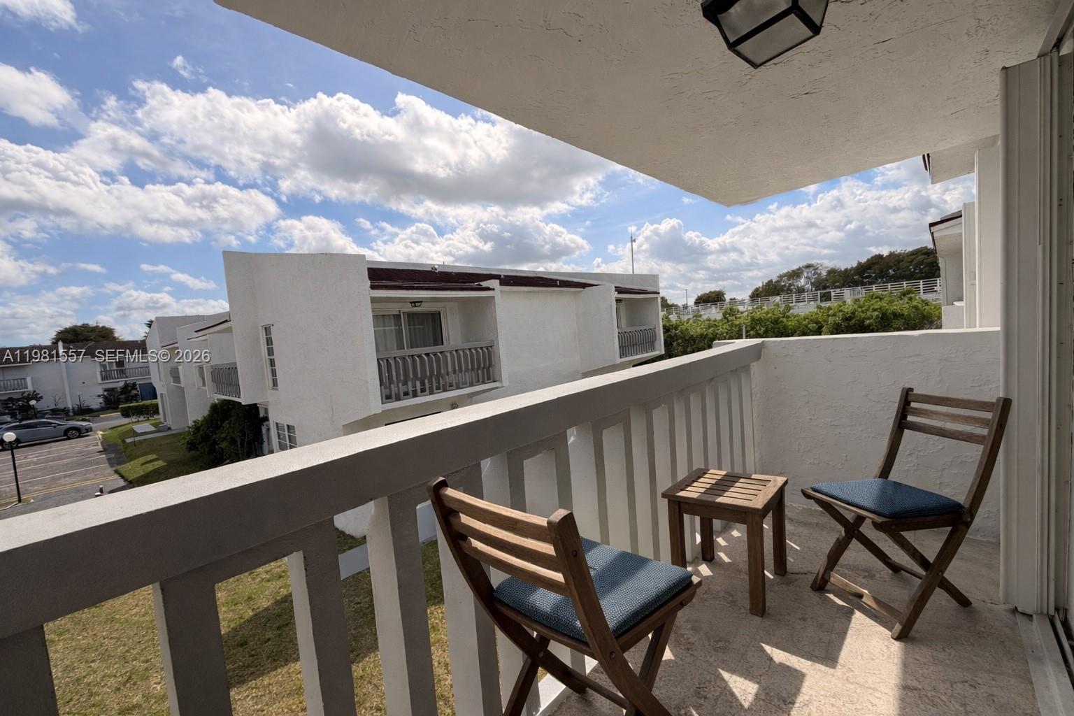 HERITAGE SQUARE CONDO - Residential