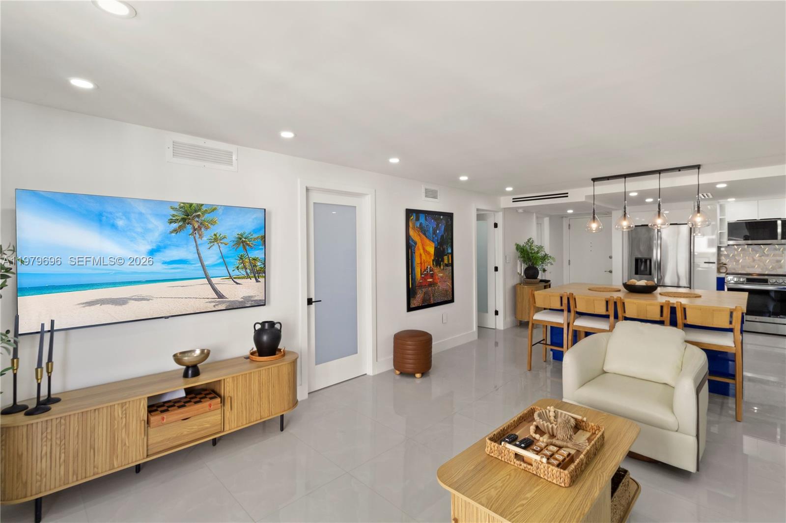 ARLEN BEACH CONDO - Residential