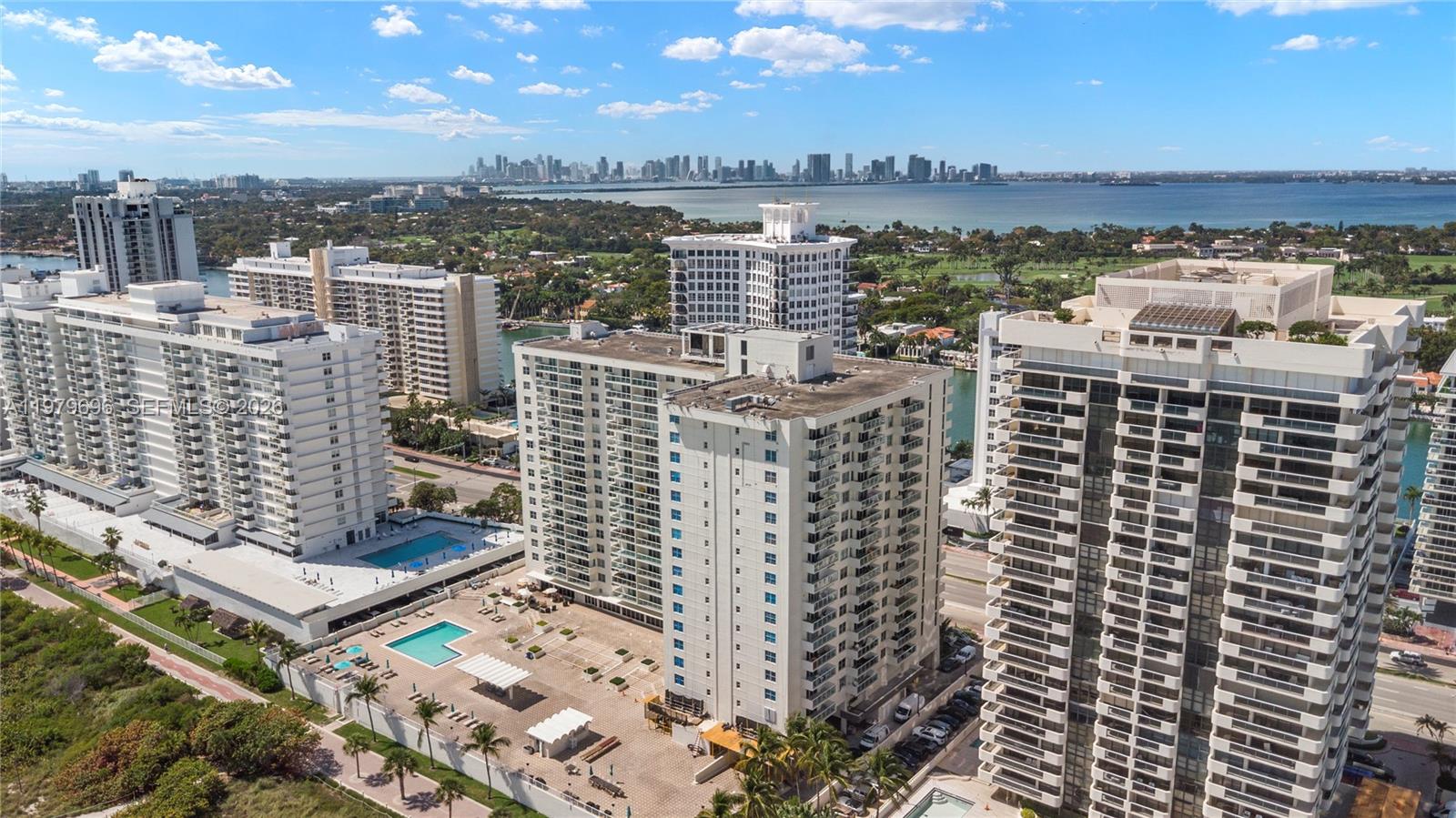 ARLEN BEACH CONDO - Residential