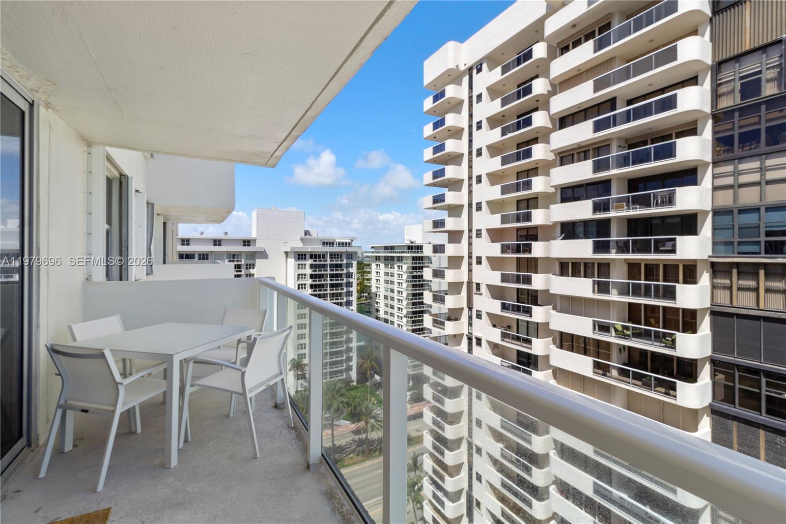 ARLEN BEACH CONDO - Residential