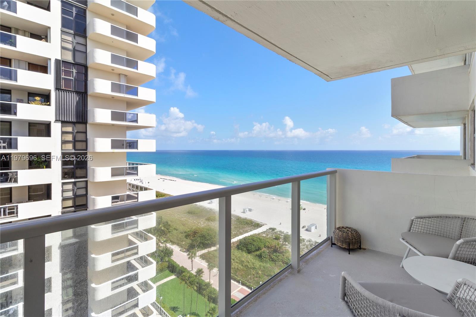ARLEN BEACH CONDO - Residential